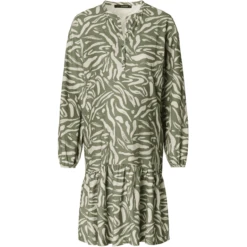 Titelseite 34 SUPERMOM Still-Kleid Edina Olivine